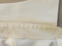 शर्टची मळालेली कॉलर १ मिनिटांत होईल चकाचक- तुरटीचा छोटा तुकडा घेऊन करा 'हा' उपाय - Marathi News | how to clean shirt collar, best trick to clean shirt collar in few minutes | Latest sakhi Photos at Lokmat.com