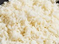 तुम्हीही रात्री भात खात असाल तर आताच थांबा; आरोग्याला बसू शकतो मोठा फटका - Marathi News | what happens to your body when you eat rice every day in dinner | Latest sakhi Photos at Lokmat.com