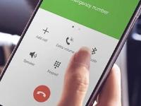 प्रत्येक महिलेच्या मोबाइलमध्ये सेव्ह असायलाच हवेत ६ इमर्जन्सी नंबर, घरी-बाहेर सगळीकडे सुरक्षित राहा - Marathi News | 6 emergency numbers every woman should have saved in her mobile | Latest sakhi Photos at Lokmat.com