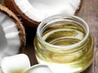 चेहऱ्यावर वांगाचे डाग? खोबरेल तेलात २ पदार्थ मिसळून लावा- पिगमेंटेशन जाऊन त्वचा चमकेल - Marathi News | use of coconut oil for reducing pigmentation, best home remedies for glowing skin, how to get rid of blackheads and white heads | Latest sakhi Photos at Lokmat.com