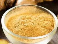 पावसाळ्यात सुंठ म्हणजे रामबाण औषध, सुंठ लेप लावा-पावसाळी आजार राहतील लांब-झोपही लागेल गाढ - Marathi News | dry ginger for health, use during the monsoon season, apply dry ginger paste - monsoon diseases | Latest sakhi Photos at Lokmat.com