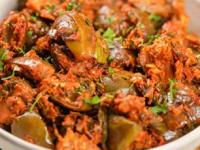 भाऊबीजेला करा मराठवाडी चवीच्या झणझणीत वांग्याच्या भाजीचा बेत, घ्या अस्सल रेसिपी - Marathi News | baingan masala recipe, how to make baingan masala, marathwadi recipe of vangyachi bhaji | Latest sakhi Photos at Lokmat.com