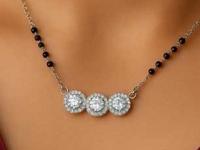 स्टोनच्या मंगळसुत्राच्या १० डेलिकेट-सुंदर डिजाईन्स; रोज वापरायला मस्त पर्याय, शोभून दिसेल - Marathi News | Solitaire Mangalsutra Design For Daily Use : Solitaire Mangalsutra Design Short Mangalsutra | Latest sakhi Photos at Lokmat.com