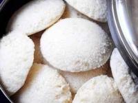 थंडीत इडलीचं पीठ अजिबात फुगत नाही? ८ ट्रिक्स, पीठही फुगेल भरपूर आणि इडली होईल मऊ हलकी - Marathi News | Easy Tips To Ferment Idli Batter In Winter : How To Make Soft Idli In Winter | Latest sakhi Photos at Lokmat.com