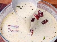 गाडीवर मिळते तशी घट्ट ओल्या खोबऱ्याची घरीच करा; १० टिप्स, इडलीसोबत खा चमचमीत चटणी - Marathi News | Coconut Chutney Recipe : How To Make Coconut Chutney Idli Chutney South Style Chutney Recipe | Latest sakhi Photos at Lokmat.com