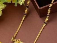 मंगळसूत्राच्या २ वाट्या सासर माहेरची खूण! नव वधूसाठी घ्या छोटं वाटी मंगळसूत्र; १० युनिक पॅटर्न्स - Marathi News | Vati Mangalsutra For Newly Married : Short Vati Mangalsutra Vati Mangalsutra Designs | Latest sakhi Photos at Lokmat.com