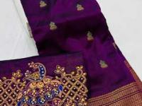 लग्नात उठून दिसेल शाही झुमका पैठणी; ९ सुंदर रंगात, आरी वर्कचं प्रिमियम ब्लाऊजही मिळेल - Marathi News | New Jhumka Paithani Collection : Jhumka Paithani 9 Colours Latest Designs Of Jhumka Paithani | Latest sakhi Photos at Lokmat.com