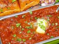 फक्त १० मिनिटांत कुकरमध्ये करा पावभाजी; हॉटेलसारखी मस्त चव येईल-४ पाव जास्त खाल - Marathi News | How To Make Pav Bhaji In Cooker : How To Make Pav Bhaji In Cooker 10 Minutes | Latest sakhi Photos at Lokmat.com