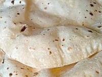 घरी रोज चपात्या करण्यासाठी सर्वात चांगला गहू कोणता? मऊ चपात्यांसाठी निवडा परफेक्ट गहू - Marathi News | Best Wheat Varieties For Soft And Fluffy Chapatis : Secret To Soft Chapatis Choose Right Wheat Type | Latest sakhi Photos at Lokmat.com