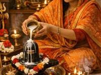 महाशिवरात्रीचा उपवास कसा करावा? काय खावे-काय खाऊ नये-पाहा आरोग्यासाठी काय चांगले.. - Marathi News | Mahashivratri 2026 : Mahashivratri Vrat What to Eat And What To Avoid | Latest sakhi Photos at Lokmat.com