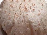 भाकरी कितीही नीट थापली तरी नीट फुगत नाही? ८ टिप्स, भाकरी होईल मस्त-तुटणार मोडणार नाही - Marathi News | How to Make Perfect Bhakari : How to Make Perfect Puff Bhakari 8 Master Tips | Latest sakhi Photos at Lokmat.com