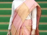 कंगना रणौतचे ८ साडी लूक; साध्या साडीमध्येही दिसते स्टायलिश-प्रोफेशनल आणि अत्यंत सुंदर - Marathi News | Kangana Ranaut's 8 Saree Looks : Kangana Ranaut's 8 Saree Looks Idea | Latest sakhi Photos at Lokmat.com