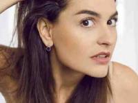 ५ सोप्या गोष्टी लक्षात ठेवा- केस गळणं, तुटणं कमी होईल- मुळं पक्की होऊन केस वाढतीलही पटकन - Marathi News | 5 simple tips to reduce hair fall, how to control hair loss, simple home hacks for strong hair | Latest sakhi Photos at Lokmat.com