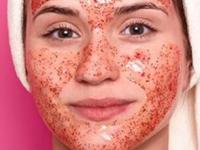 फक्त अर्धा टोमॅटो बघा कसं खुलवतो तुमचं सौंदर्य.. 'हा' घरगुती मास्क लावून पाहा- त्वचा होईल सुंदर - Marathi News | tomato face mask for skin brightening, how to use tomato for skin care, skin care tips using tomato juice | Latest sakhi Photos at Lokmat.com