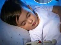 लहान मुलांना एसीत झोपवताय? मग 'या' गोष्टींची काळजी घ्या; अन्य़था आजारी पडतील मुलं - Marathi News | Essential Safety Tips For Putting Babies to Sleep In Ac How To Safely Use Ac For Your Little Ones | Latest sakhi Photos at Lokmat.com