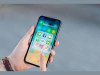 व्हॉट्सअ‍ॅप-इंस्टाग्राम राहिले मागे, गुगल प्ले आणि अ‍ॅप्स स्टोअर्समधून ‘हे’ अ‍ॅप सर्वाधिक डाऊनलोड - Marathi News | WhatsApp Instagram lagged behind tiktok was most downloaded from Google Play and App Stores in first quarter of 2022 | Latest tech Photos at Lokmat.com