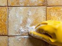 स्वयंपाक घराच्या टाईल्स- ओटा चिकट- तेलकट झाला? १ सोपा उपाय, न घासता ओटा चकाचक - Marathi News | how to clean sticky oily tiles of kitchen, simple remedies to clean kitchen tiles | Latest sakhi Photos at Lokmat.com