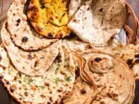 ७ प्रकारच्या चपात्या- रोज यापैकी एक चपाती खा, वजन- शुगर कंट्रोलमध्ये राहून तब्येत होईल ठणठणीत - Marathi News | 7 types of rotis and their different benefits, which type of roti or chapati is more healthy | Latest sakhi Photos at Lokmat.com