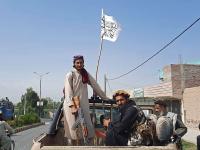 Afghanistan Taliban Crisis: अफगाणिस्तानवर ताबा मिळवणारे तालिबानी कोण आहेत? कुठून येतो पैसा आणि रसद? - Marathi News | who are the taliban and where does taliban get power and money and its history in afghanistan | Latest international Photos at Lokmat.com