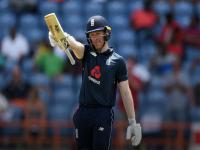 विक्रमी ८०७ धावांच्या सामन्यात इंग्लंडची सरशी; विंडीजचे प्रयत्न अयपशी - Marathi News | WIvsENG 4th ODI : Despite Chris Gayle's 162 runs, West Indies lose 4th ODI to England by 29 runs | Latest cricket Photos at Lokmat.com