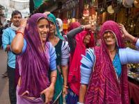 "लाडली, लक्ष्मी, बहीण..."; निवडणूक वर्षात महिलांसाठी रोख रकमेचा महापूर; सरकारं घाट्यात! आरबीआयनं दिलाय मोठा इशारा - Marathi News | Ladli Lakshmi sister A flood of cash transfers for women in the election year Government in trouble RBI has given a big warning, Maharashtra Karnataka Madhyapradesh bihar | Latest national News at Lokmat.com "लाडली, लक्ष्मी, बहीण..."; निवडणूक वर्षात महिलांसाठी रोख रकमेचा महापूर; सरकारं घाट्यात! आरबीआयनं दिलाय मोठा इशारा - Marathi News | Ladli Lakshmi sister A flood of cash transfers for women in the election year Government in trouble RBI has given a big warning, Maharashtra Karnataka Madhyapradesh bihar | Latest national News at Lokmat.com