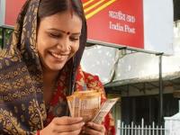 Investment Tips : महिलांसाठी कमालीची आहे 'ही' सरकारी स्कीम, मिळतंय जबरदस्त व्याज; जाणून घ्या महत्त्वाच्या गोष्टी - Marathi News | Investment Tips mahila sanman pramanpatra government scheme is great for women getting tremendous interest Know the important things | Latest business Photos at Lokmat.com