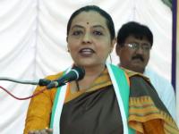 'निवडणुका काही वार्डात अचानक स्थगित करणे हा लोकशाहीला धक्का देणारा निर्णय'; यशोमती ठाकुर यांचा हल्लाबोल - Marathi News | 'Sudden postponement of elections in some wards is a decision that shocks democracy'; Yashomati Thakur's attack | Latest amravati News at Lokmat.com 'निवडणुका काही वार्डात अचानक स्थगित करणे हा लोकशाहीला धक्का देणारा निर्णय'; यशोमती ठाकुर यांचा हल्लाबोल - Marathi News | 'Sudden postponement of elections in some wards is a decision that shocks democracy'; Yashomati Thakur's attack | Latest amravati News at Lokmat.com