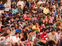 ...तर तुमचं आमचं आयुष्य वाढणार; जीन थेरेपी माणसांसाठी वरदान ठरणार? - Marathi News | gene therapy could delay ageing chinese scientist working on it | Latest health Photos at Lokmat.com