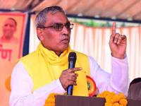 "विना परवाना शस्त्र वाटणार, ज्याला हवं त्याने..."; योगी सरकारच्या मंत्र्याचं धक्कादायक विधान - Marathi News | "Weapons will be distributed without a license"; Shocking statement by Yogi adityanath government minister omprakash rajbhar | Latest national News at Lokmat.com