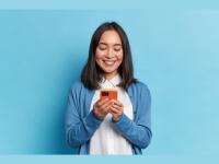 Lokmat Tech Tips: अनेक वर्ष वापरून देखील नव्या सारखा राहील तुमचा स्मार्टफोन; फक्त या 5 गोष्टींची काळजी घ्या - Marathi News | Your Smartphone Will Be Like New For Years Use These 5 Tips | Latest tech Photos at Lokmat.com