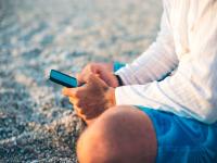 तुमचा पतीही इतर महिलांचे फोटो लाईक्स करतोय?; तुर्की कोर्टानं सुनावलेला 'हा' निकाल एकदा वाचाच - Marathi News | Turkey's court ruled that liking other women's photos on social media can damage marital trust and justify divorce | Latest social-viral Photos at Lokmat.com