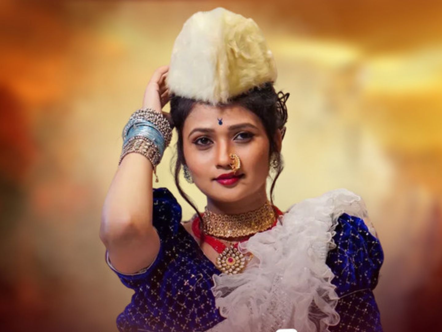 Gautami Patil : कपडे बदलतानाचा व्हिडीओ व्हायरल झाल्यानंतर गौतमी पाटीलचा  खुलासा, म्हणाली- पडद्याच्या रुममध्ये… - Marathi News | Gautami Patil:  After the video of changing ...