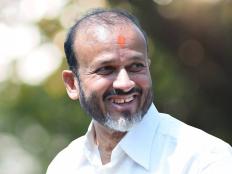 maharashtra government: पाडवींच्या मंत्रिपदासाठी जोरदार 'फिल्डिंग'