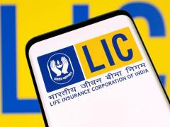 'या' कंपनीत ४९% हिस्सा खरेदी करण्याच्या तयारीत LIC, नव्या क्षेत्रात एन्ट्री; काय आहे प्लान? - Marathi News | lic planning to buy 49 percent stake in ranjan pai s manipal signa health insurance company 31 st march financial year end know details | Latest insurance News at Lokmat.com