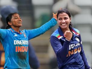 भारताची जबरदस्त ऑलराऊंडर 'स्नेह राणा'- कम बॅक असावा तर असा, जबरदस्त फॉर्म आणि उत्तम खेळ