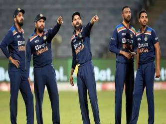 IPL 2022: मेगा ऑक्शनपूर्वी आकाश चोप्राची भविष्यवाणी; 'या' खेळाडूला मिळू शकते २० कोटींपेक्षा अधिक रक्कम - Marathi News | If draft system doesnt put ceiling kl rahul will be most expensive player Aakash chopra IPL 2022 auction | Latest cricket Photos at Lokmat.com IPL 2022: मेगा ऑक्शनपूर्वी आकाश चोप्राची भविष्यवाणी; 'या' खेळाडूला मिळू शकते २० कोटींपेक्षा अधिक रक्कम - Marathi News | If draft system doesnt put ceiling kl rahul will be most expensive player Aakash chopra IPL 2022 auction | Latest cricket Photos at Lokmat.com