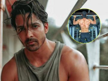 'एक दिवाने की दिवानियत'च्या च्या यशानंतर हर्षवर्धन राणेला लागली लॉटरी! बॉलिवूडच्या 'या' अॅक्शन हिरोसोबत झळकणार 'एक दिवाने की दिवानियत'च्या च्या यशानंतर हर्षवर्धन राणेला लागली लॉटरी! बॉलिवूडच्या 'या' अॅक्शन हिरोसोबत झळकणार