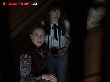 बजेटपेक्षा ९ पटींनी कमाई करणारा हॉरर चित्रपट! बॉक्स ऑफिस दणाणून सोडलं; एकट्यात पाहाल तर उडेल झोप बजेटपेक्षा ९ पटींनी कमाई करणारा हॉरर चित्रपट! बॉक्स ऑफिस दणाणून सोडलं; एकट्यात पाहाल तर उडेल झोप