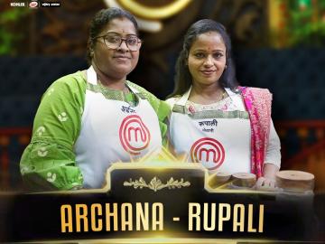 घरातील किचनपासून राष्‍ट्रीय स्‍तरावर प्रसिद्धी;अर्चना धोत्रे यांचं स्‍वप्‍न पूर्ण, लेकीला आईचा अभिमान