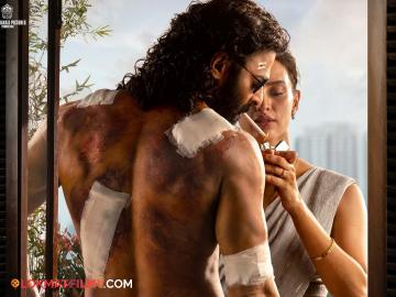 ये बात! नवीन वर्षाच्या सुरुवातीलाच प्रभास-तृप्ती डिमरीचं चाहत्यांना खास सरप्राईज; 'स्पिरिट'चं पहिलं पोस्टर आलं समोर ये बात! नवीन वर्षाच्या सुरुवातीलाच प्रभास-तृप्ती डिमरीचं चाहत्यांना खास सरप्राईज; 'स्पिरिट'चं पहिलं पोस्टर आलं समोर