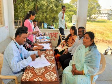 Kolhapur Municipal Election 2026: ईर्ष्या दिसली, पहिल्याच दिवशी ५१० अर्जांची विक्री