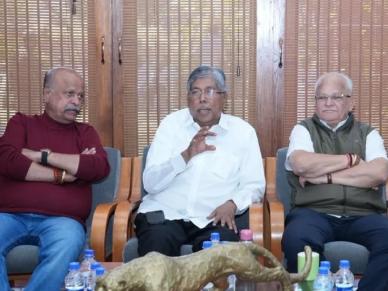 Sangli Municipal Election 2026: जागांच्या आकड्यांबाबत कोणीही आग्रही राहू नये, चंद्रकात पाटील यांची मित्रपक्षांना सूचना