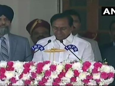 'केसीर अने नेनू', चंद्रशेखर राव यांनी घेतली मुख्यमंत्रीपदाची शपथ