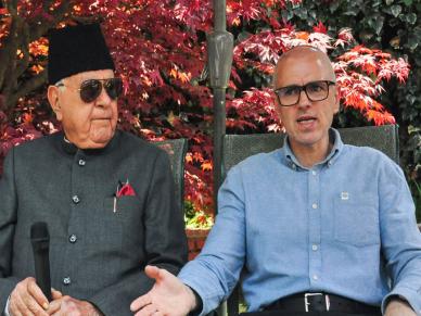 काश्मीरमध्ये समिकरण बदलले, नॅशनल कॉन्फ्रन्सने स्वबळावर गाठला बहुमताचा आकडा, काँग्रेसची साथ सोडणार?