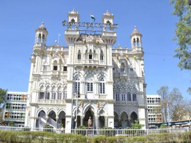 Maharashtra Municipal Election Exit Polls : जयंत पाटलांच्या सांगलीत, शिंदेच्या सोलापुरात कोण मारणार बाजी ? एक्झिट पोलचे अंदाज वाचा