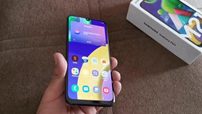 Samsung Galaxy M21 - Marathi News | Samsung Galaxy M21 | Latest tech Photos at Lokmat.com Samsung Galaxy M21 - Marathi News | Samsung Galaxy M21 | Latest tech Photos at Lokmat.com