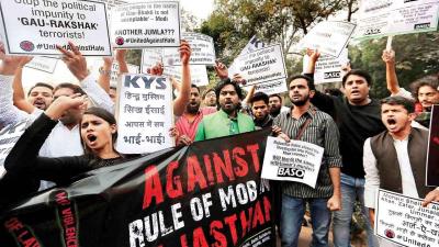 मॉब लिंचिंग - Marathi News | मॉब लिंचिंग | Latest national Photos at Lokmat.com मॉब लिंचिंग - Marathi News | मॉब लिंचिंग | Latest national Photos at Lokmat.com