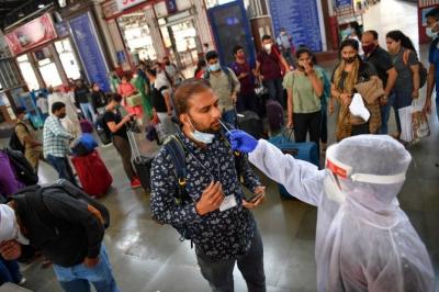 टेस्टिंग आणि ट्रॅकिंग - Marathi News | टेस्टिंग आणि ट्रॅकिंग | Latest mumbai Photos at Lokmat.com