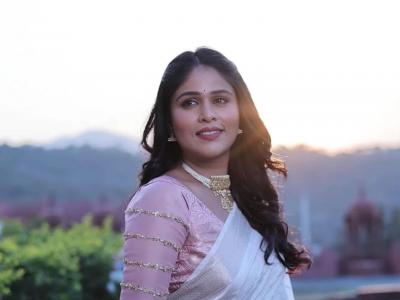 अक्षया देवधरला २०२५ वर्ष गेलं खूप खास, म्हणाली - "कम्फर्ट झोनमधून बाहेर पडून.."