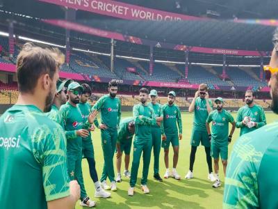 ताप आणि दुखापतीमुळे पाकिस्तानची चिंता वाढली; ऑस्ट्रेलियाविरुद्धच्या मॅचपूर्वी बोर्डाने दिली माहिती